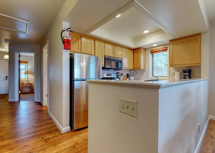 2502 Pitchfork Appartement *
